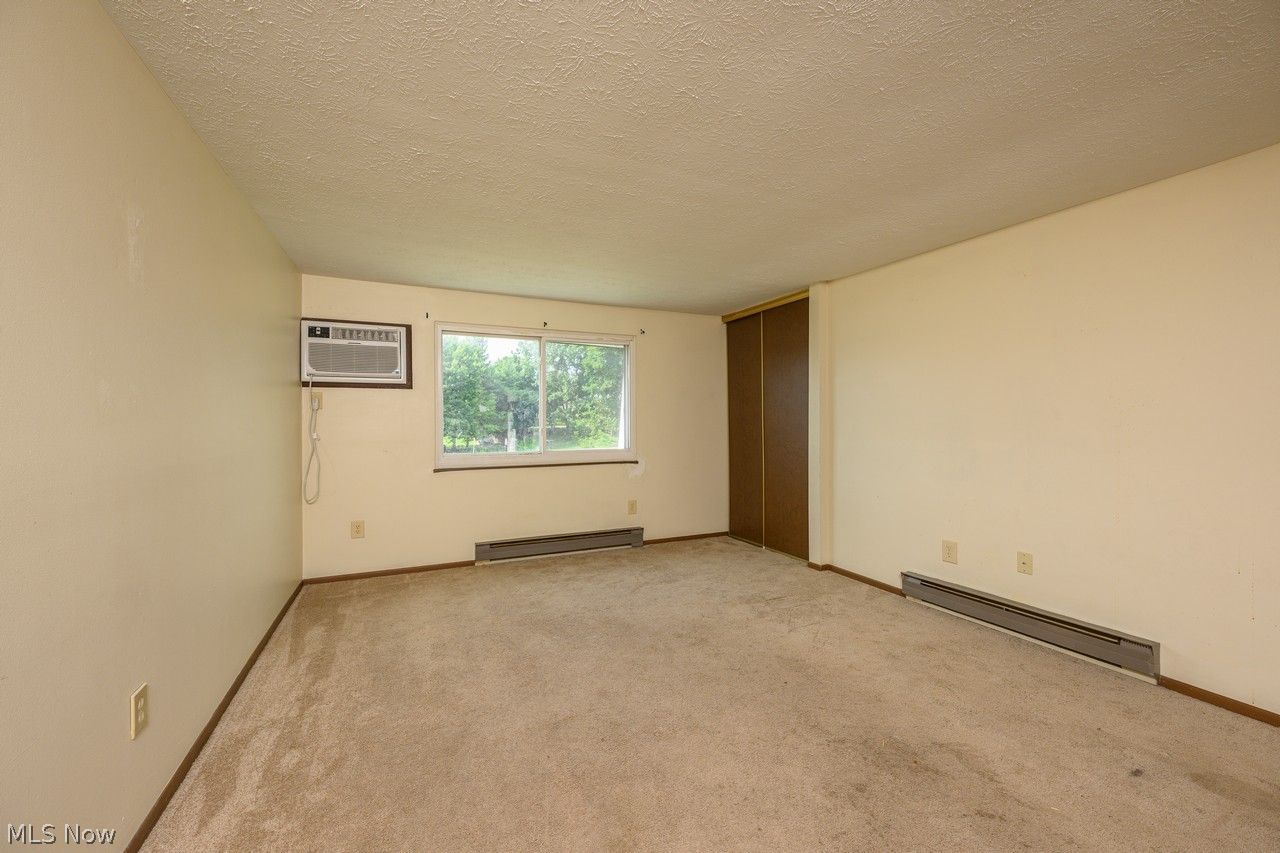 415 W Noble Street East Canton OH 44730