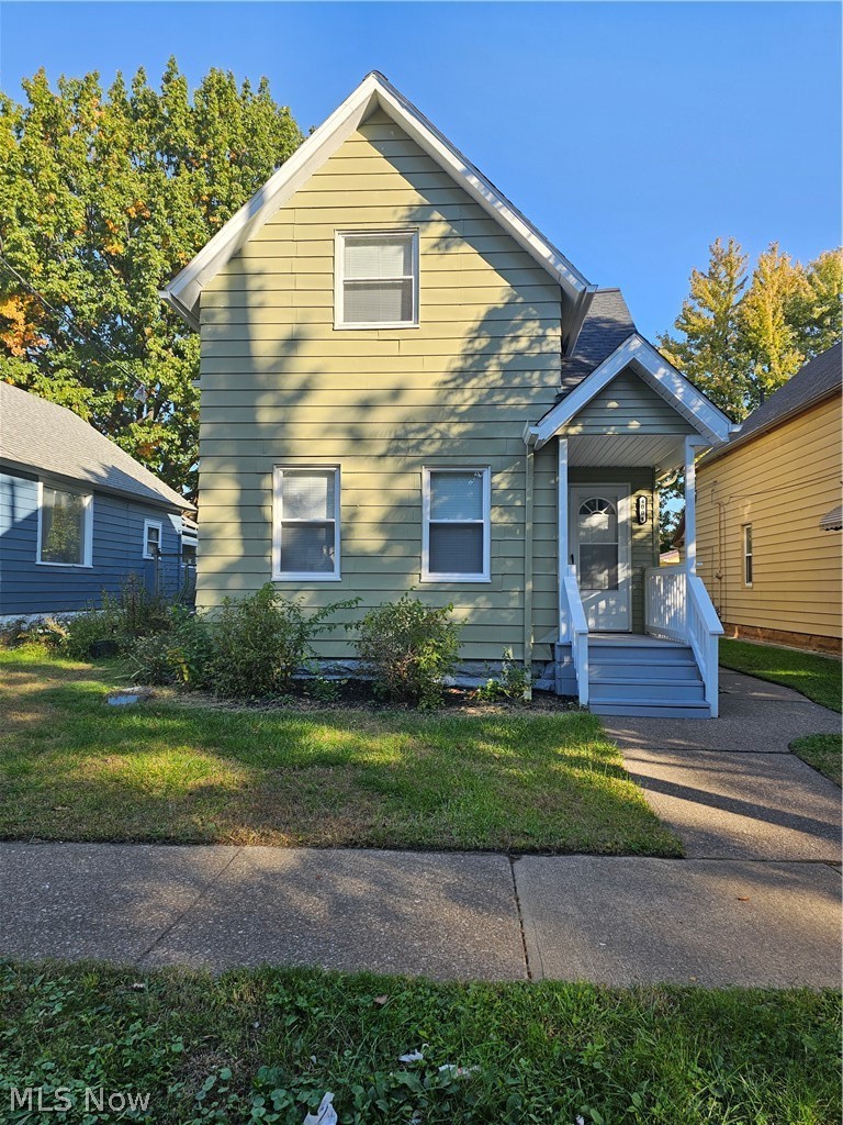 4004 Sackett Avenue Cleveland OH 44109
