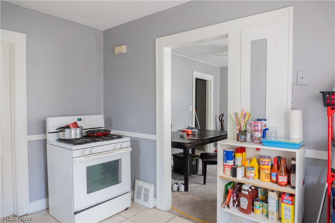 9917 Manor Avenue Cleveland OH 44104