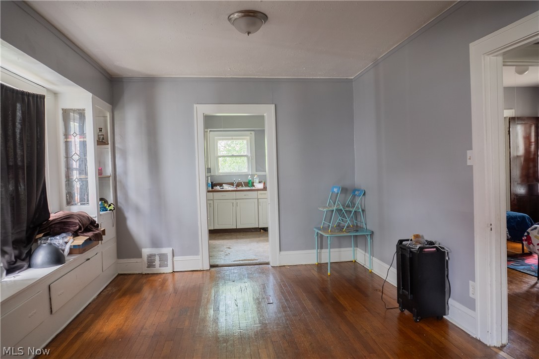9917 Manor Avenue Cleveland OH 44104