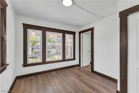 4270 Valley Road Cleveland OH 44109