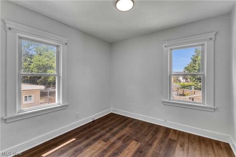 4270 Valley Road Cleveland OH 44109