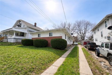 2566 & 2568 Albrecht Avenue Akron OH 44312