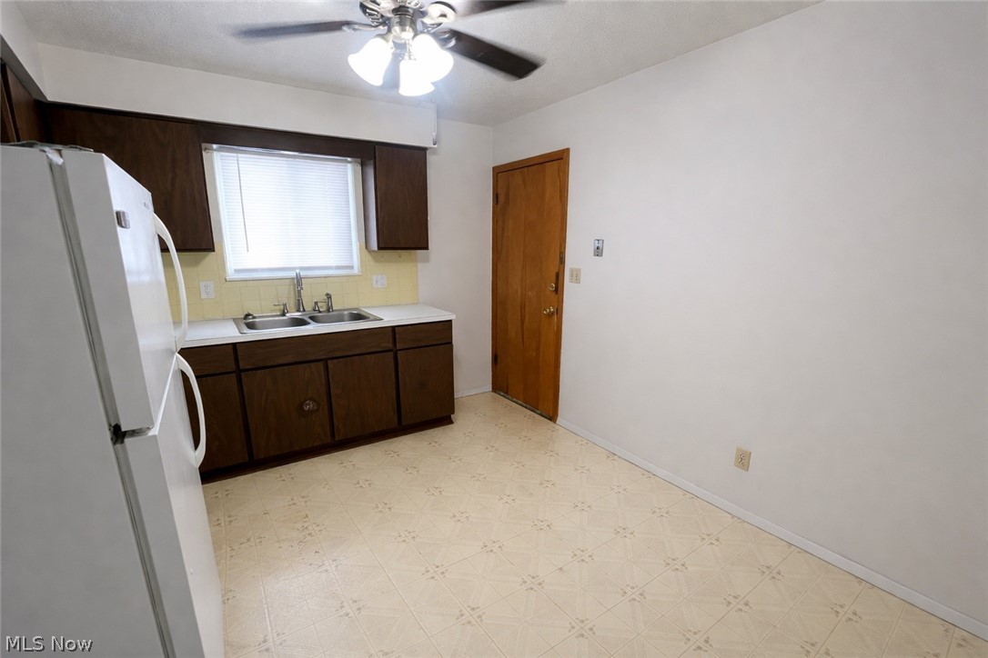 2566 & 2568 Albrecht Avenue Akron OH 44312