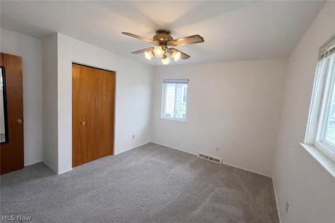 2566 & 2568 Albrecht Avenue Akron OH 44312
