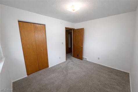 2566 & 2568 Albrecht Avenue Akron OH 44312