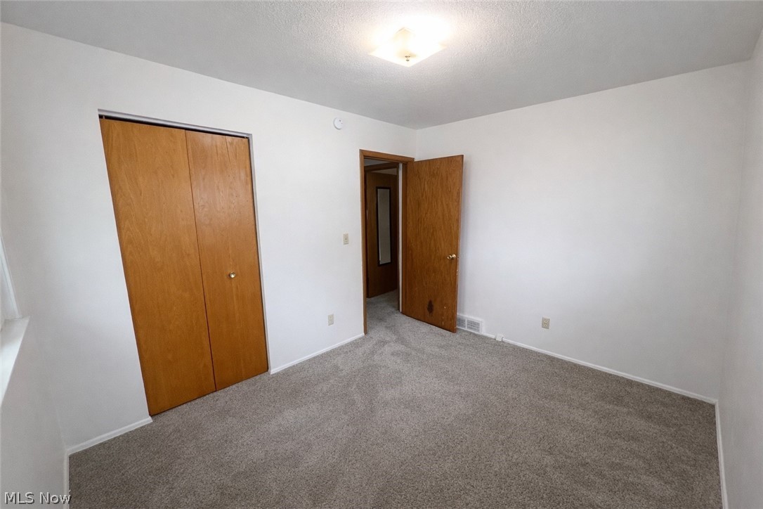 2566 & 2568 Albrecht Avenue Akron OH 44312