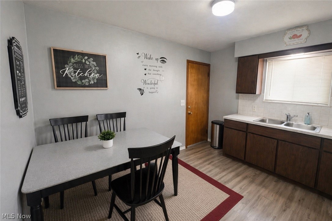 2566 & 2568 Albrecht Avenue Akron OH 44312