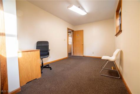 795-796 5th Street Youngstown OH 44471