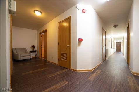 795-796 5th Street Youngstown OH 44471