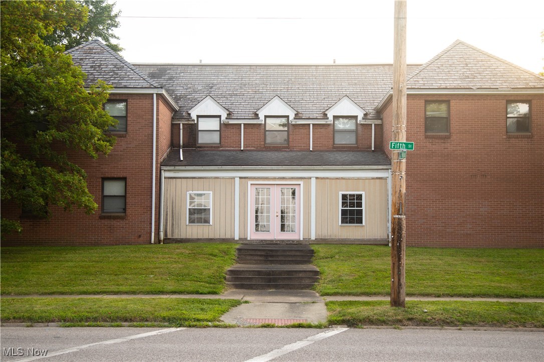 795-796 5th Street Youngstown OH 44471