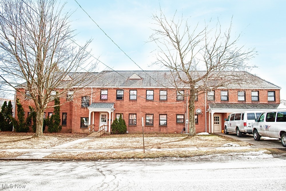 795-796 5th Street Youngstown OH 44471