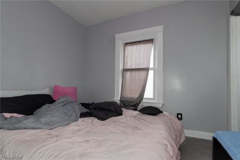 10302 Manor Avenue Cleveland OH 44104