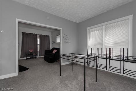 10302 Manor Avenue Cleveland OH 44104