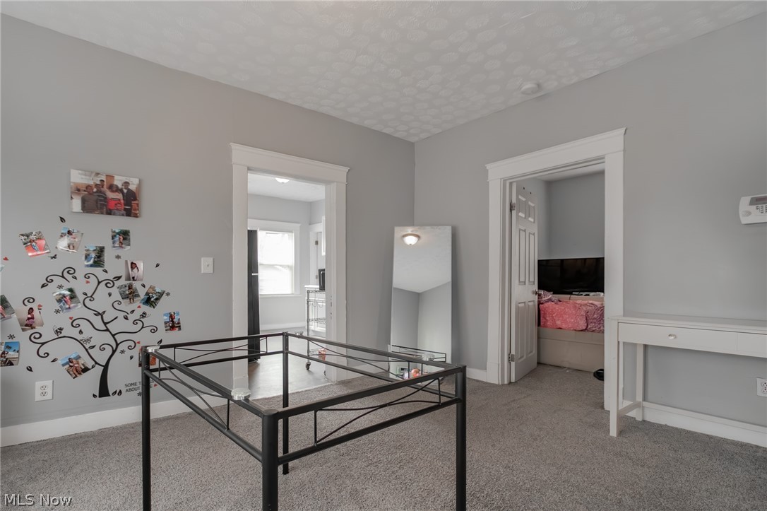 10302 Manor Avenue Cleveland OH 44104