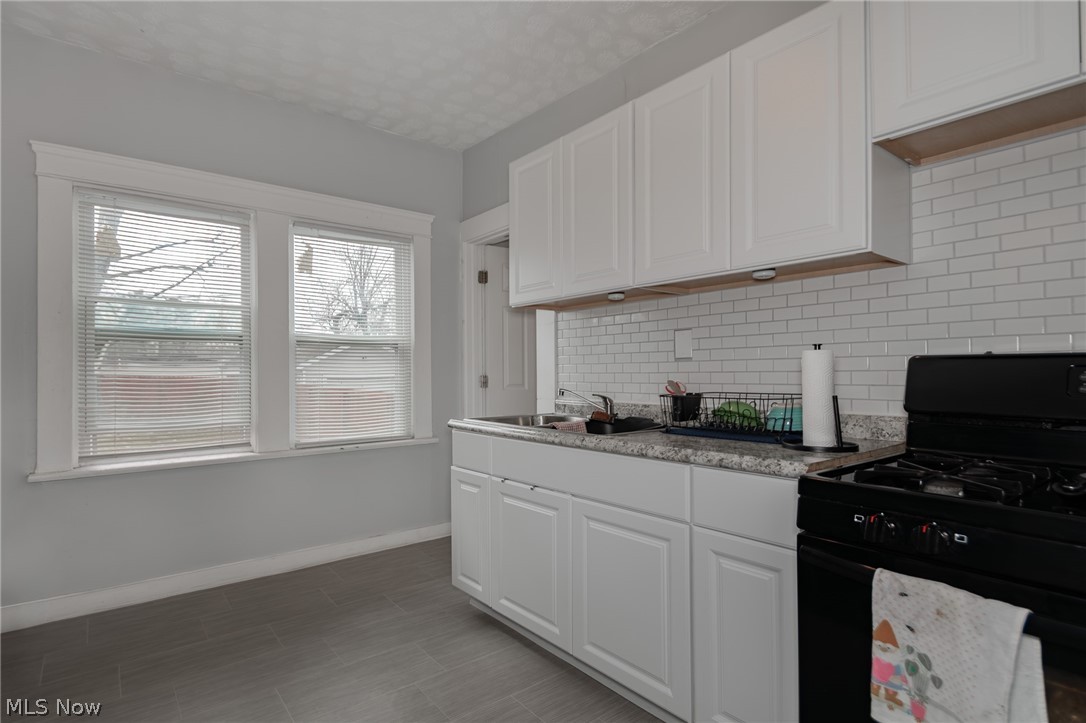 10302 Manor Avenue Cleveland OH 44104