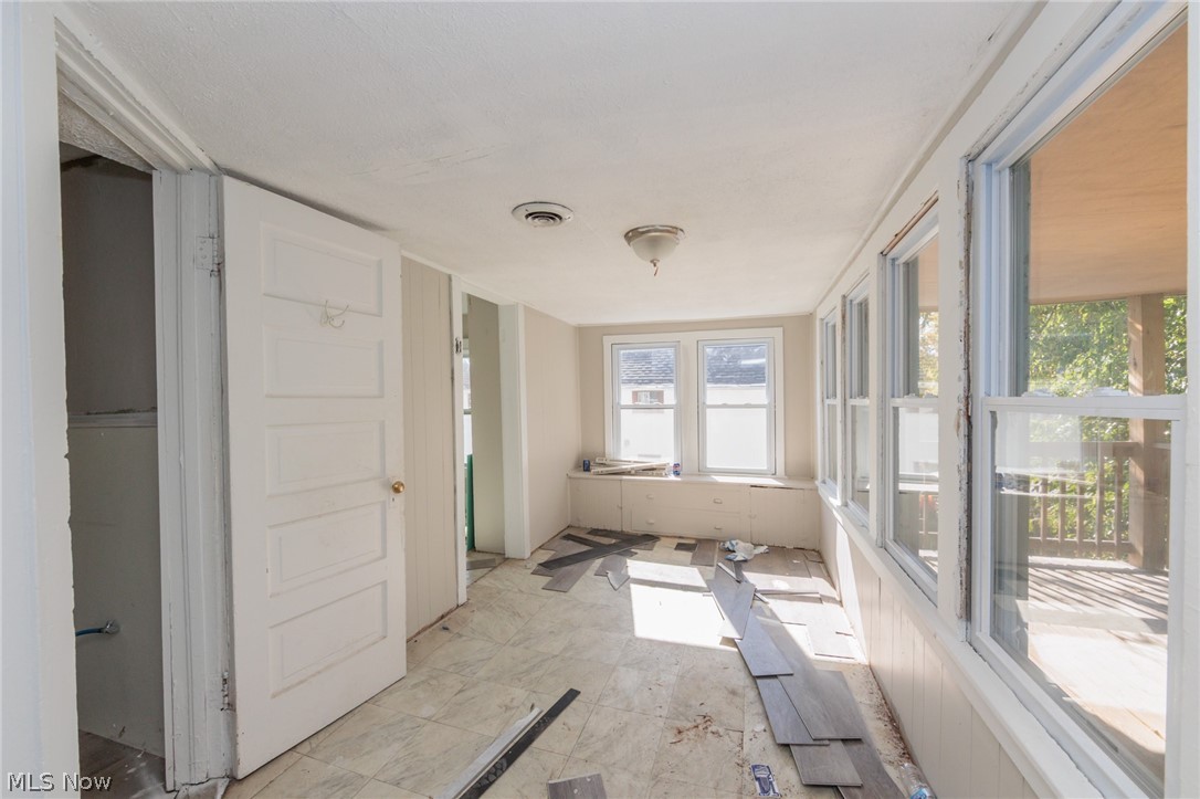 3482 W 49th Street Cleveland OH 44102