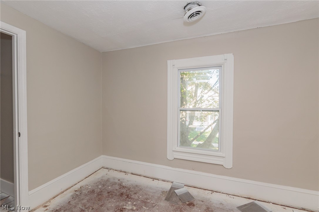 3482 W 49th Street Cleveland OH 44102