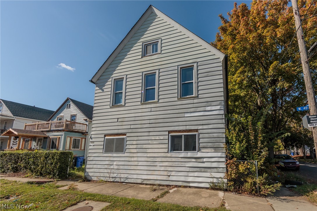 3482 W 49th Street Cleveland OH 44102
