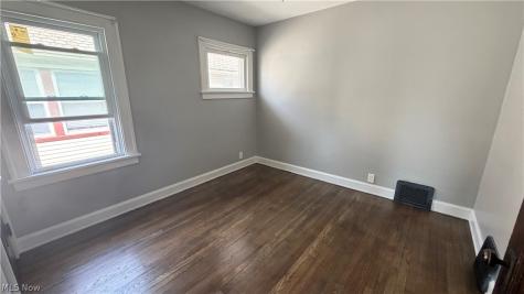 11517 Florian Avenue Cleveland OH 44111