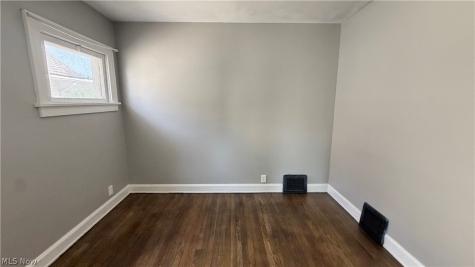 11517 Florian Avenue Cleveland OH 44111