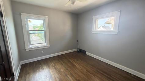 11517 Florian Avenue Cleveland OH 44111
