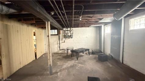 11517 Florian Avenue Cleveland OH 44111