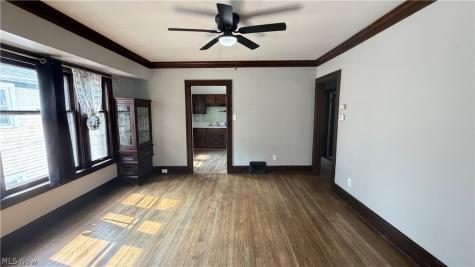 11517 Florian Avenue Cleveland OH 44111