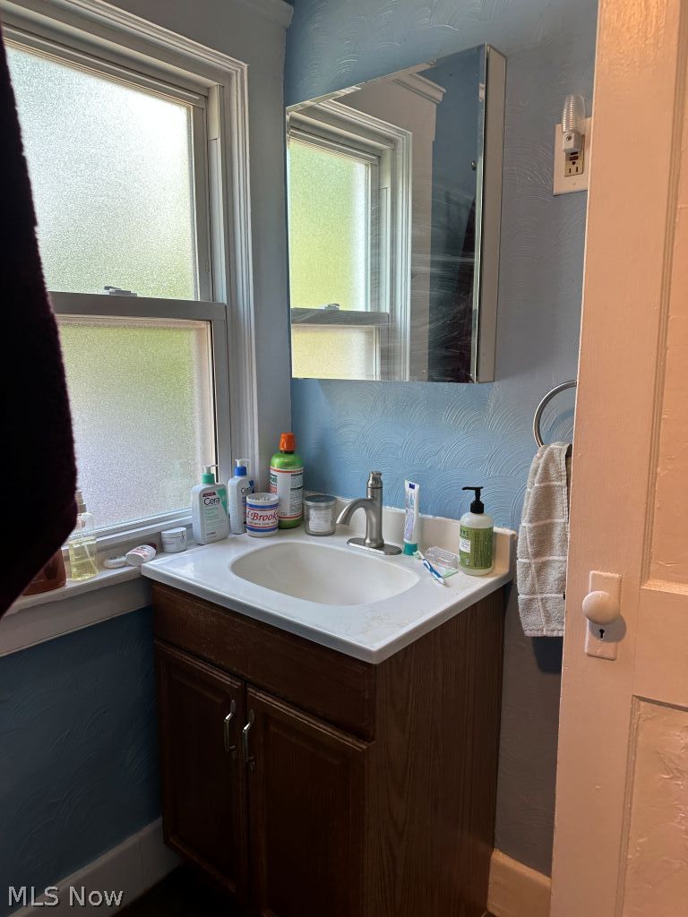 2222 Hood Avenue Cleveland OH 44109