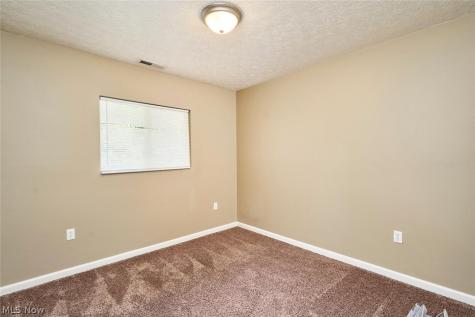 890-892 Irish Road Kent OH 44240