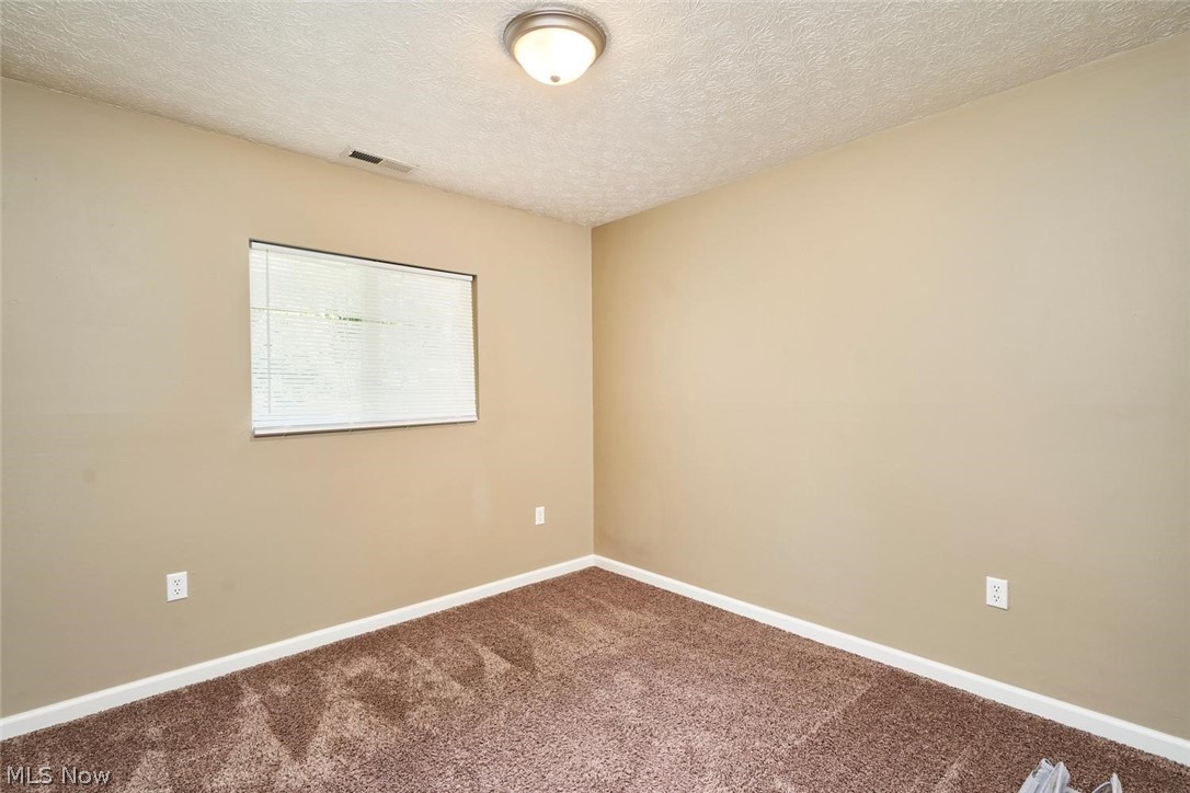 890-892 Irish Road Kent OH 44240