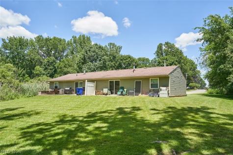 890-892 Irish Road Kent OH 44240