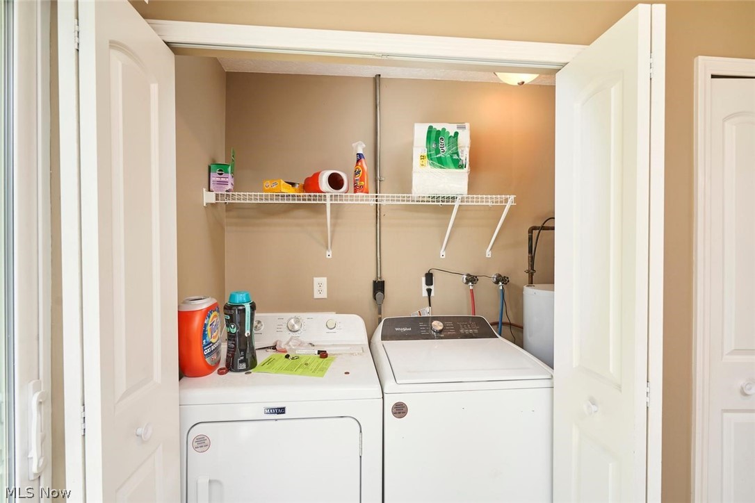 890-892 Irish Road Kent OH 44240