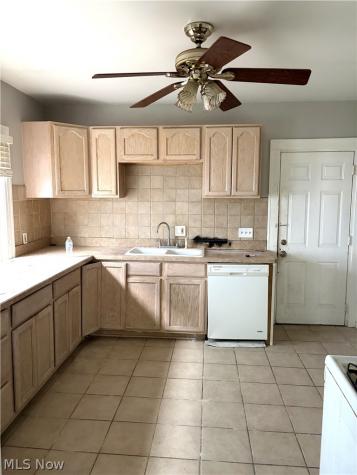 11314 Nelson Avenue Cleveland OH 44105