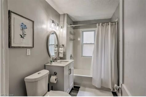 1623 Hillcrest Road Cleveland Heights OH 44118