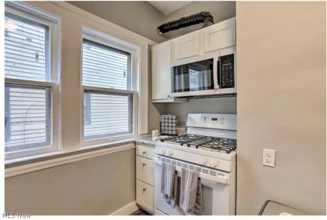 1623 Hillcrest Road Cleveland Heights OH 44118
