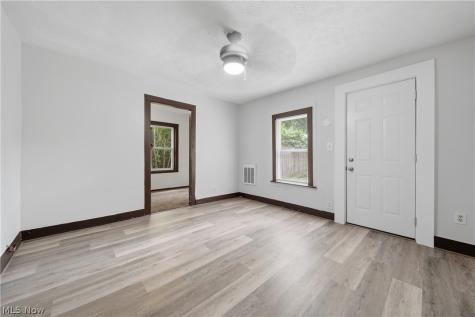 1116 Mcintosh Avenue Akron OH 44314