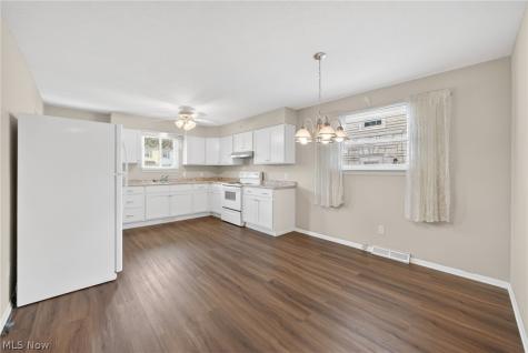 4906 Albertly Avenue Parma OH 44134