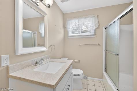 4906 Albertly Avenue Parma OH 44134
