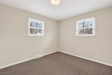 4906 Albertly Avenue Parma OH 44134