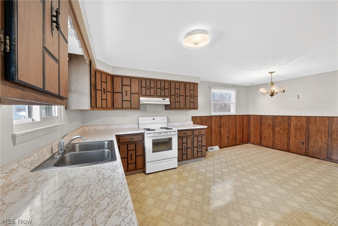 4906 Albertly Avenue Parma OH 44134