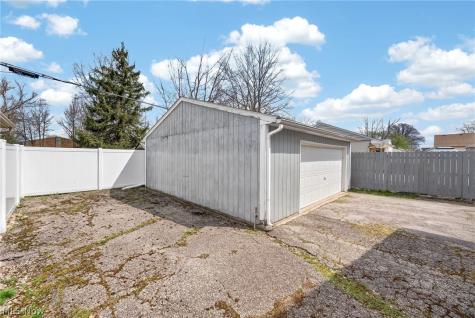 4906 Albertly Avenue Parma OH 44134