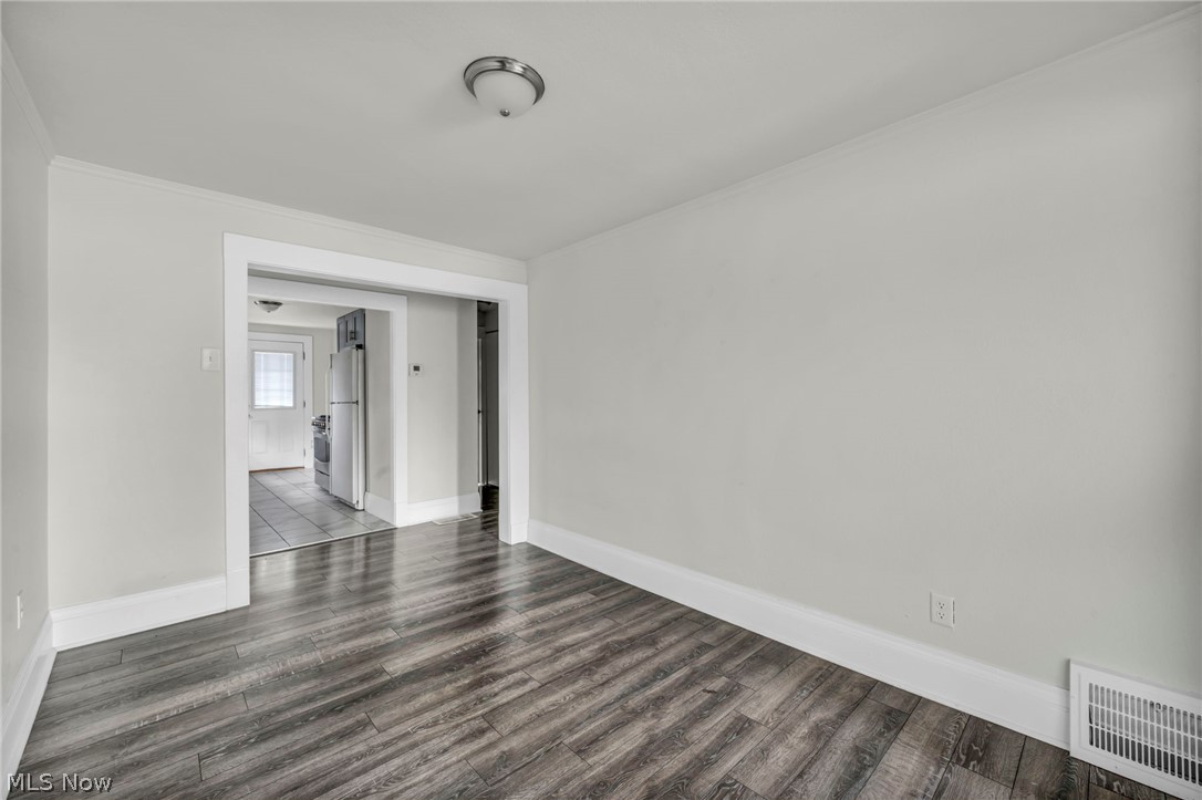 3016 Tuxedo Avenue Parma OH 44134