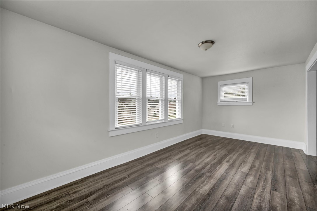 3016 Tuxedo Avenue Parma OH 44134