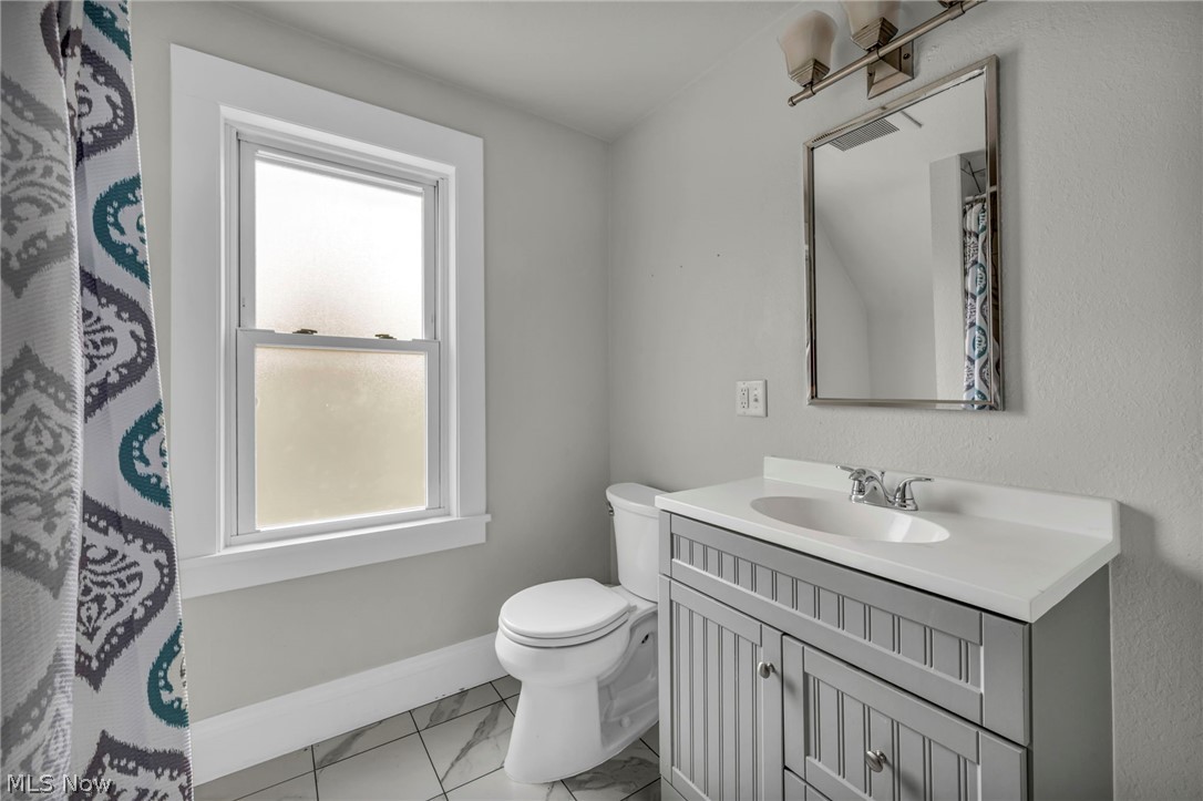 3016 Tuxedo Avenue Parma OH 44134