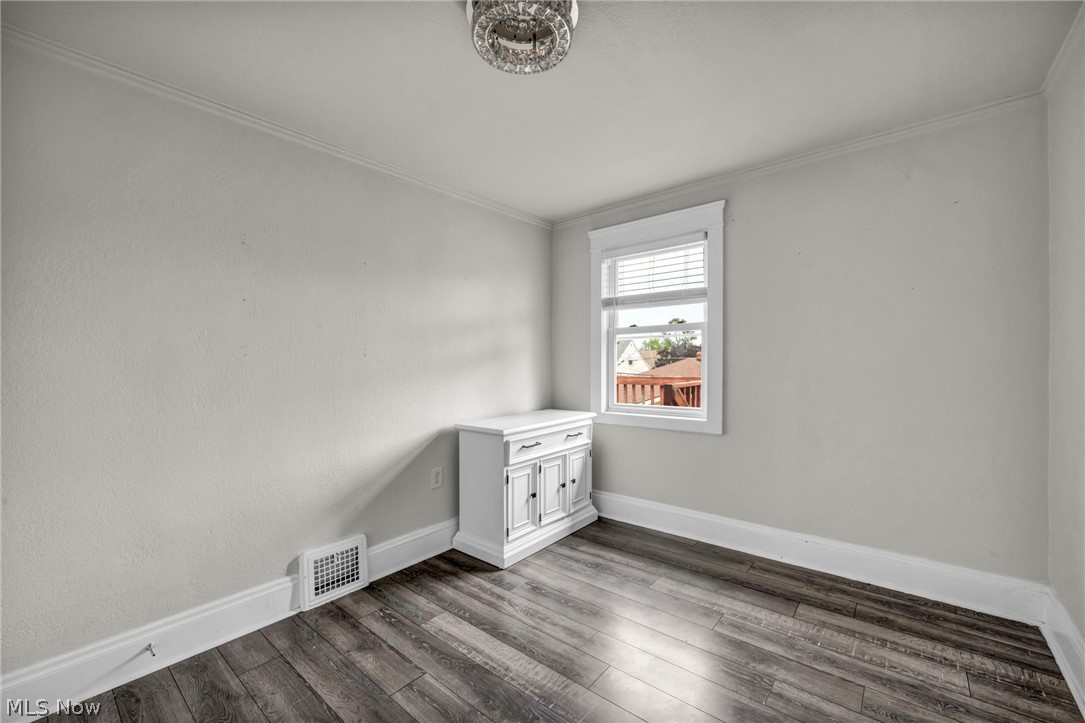 3016 Tuxedo Avenue Parma OH 44134
