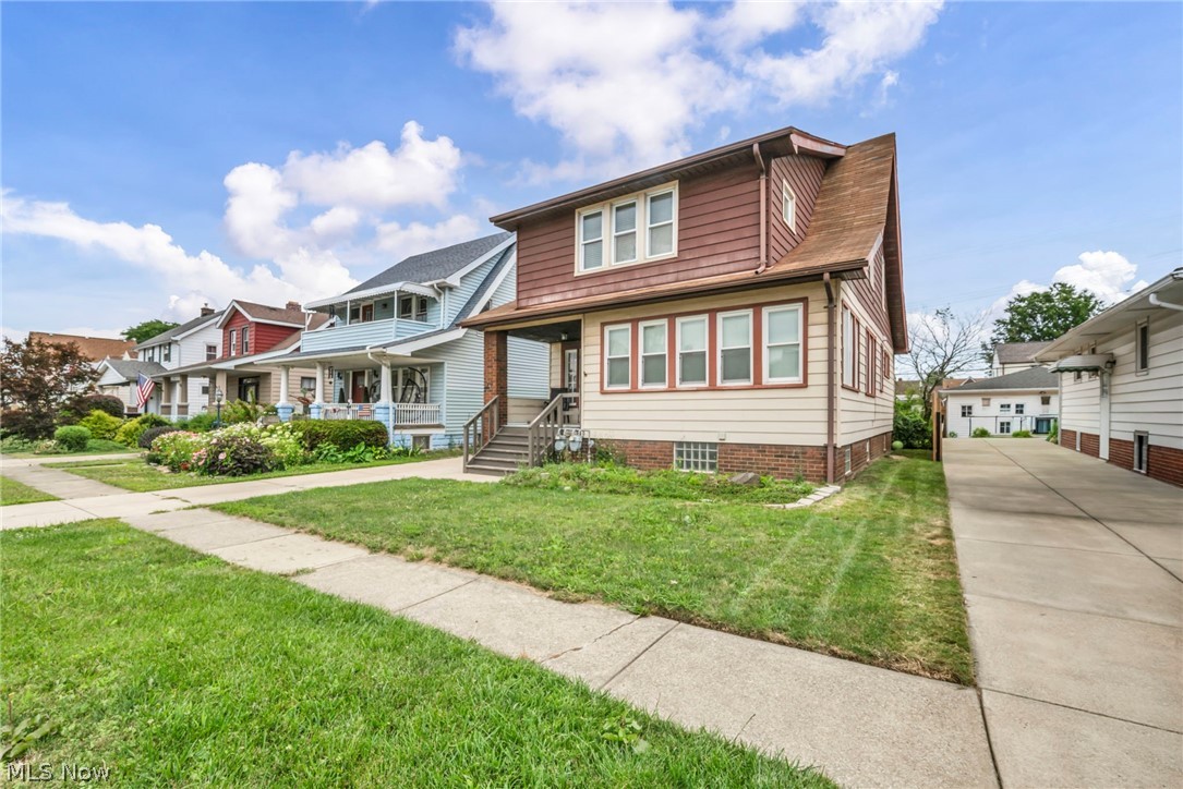 3016 Tuxedo Avenue Parma OH 44134