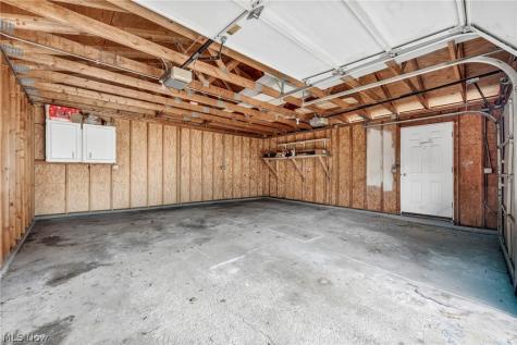 3016 Tuxedo Avenue Parma OH 44134
