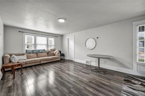 3016 Tuxedo Avenue Parma OH 44134