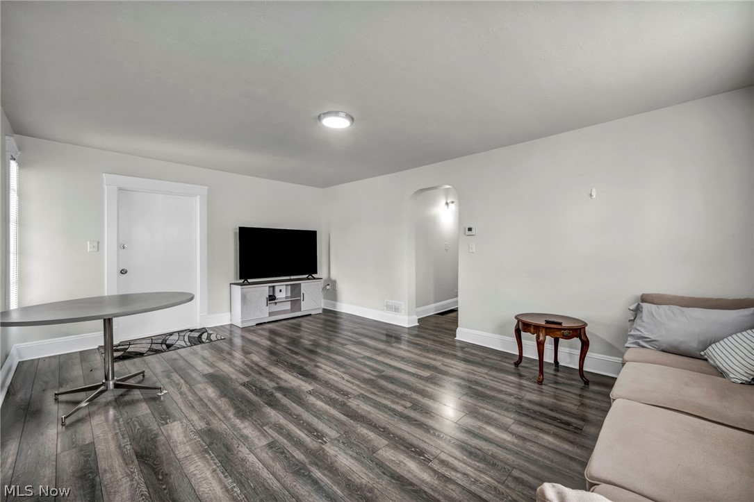 3016 Tuxedo Avenue Parma OH 44134